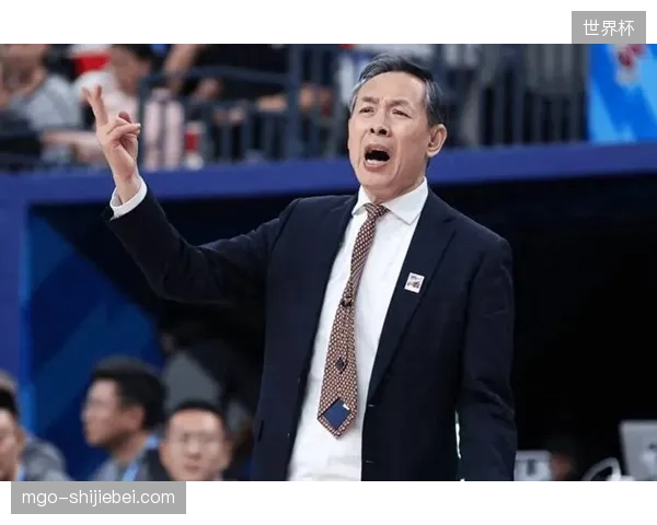 北京队纸面实力堪称联盟顶级，但许利民指导未能将豪华阵容有效捏合成型